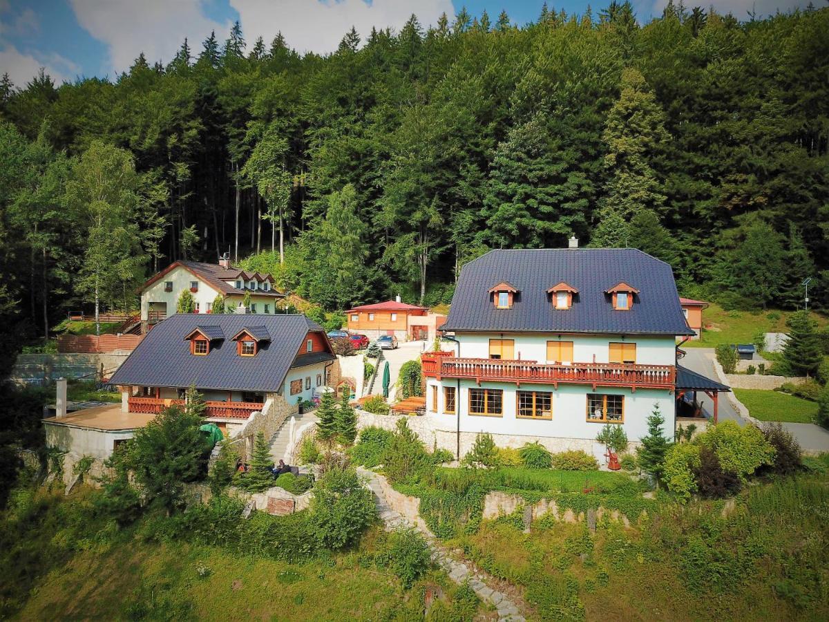 Penzion Bawaria Horní Lomná Buitenkant foto